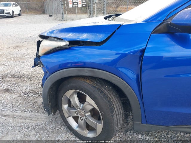 3CZRU5H31JM723341 Honda HR-V LX