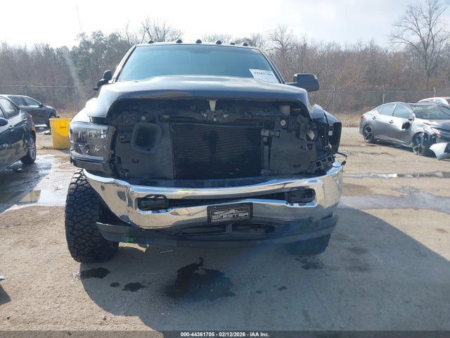 Продажа на аукционе авто 2017 Ram 2500 Tradesman  4x4 6'4 Box, vin: 3C6UR5CL9HG740493, номер лота: 44361705