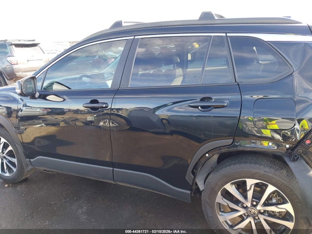 Toyota Corolla Cross Xle 2024 7MUDAAAG3RV116454 Image 15