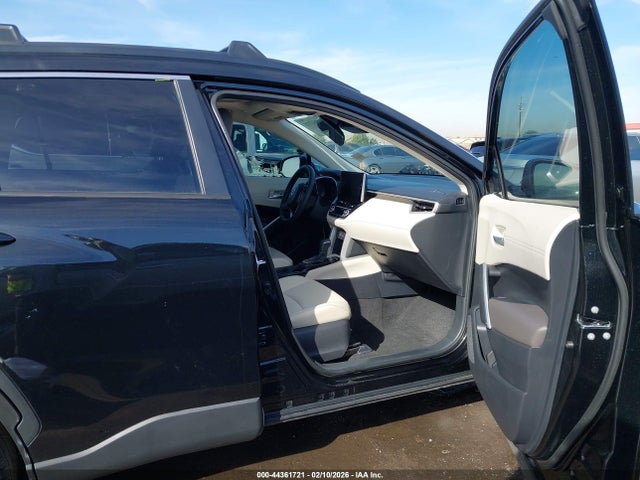 Toyota Corolla Cross Xle 2024 7MUDAAAG3RV116454 Image 5