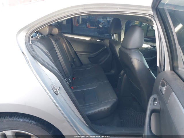 Volkswagen Jetta 1.8t Se 2015 3VWD17AJ4FM255008 Image 8