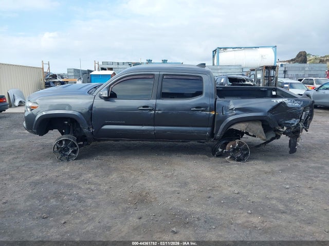 3TMCZ5AN7LM330262 Toyota Tacoma Trd Sport