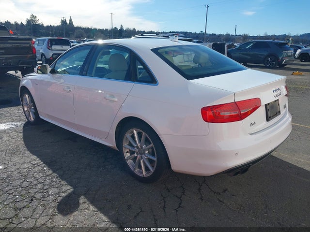 2015 AUDI A4 WAUFFAFL1FN021450 Photo 2