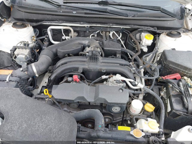 2018 Subaru Outback 2.5i Premium მანქანა იყიდება აუქციონზე, vin: 4S4BSACC0J3281386, აუქციონის ნომერი: 44361914