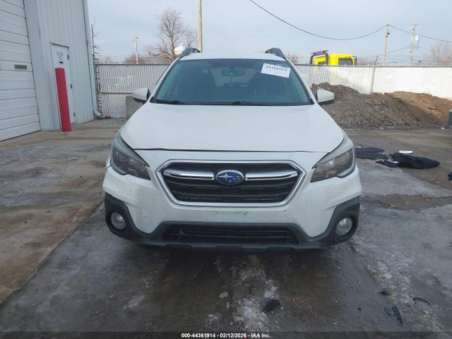 2018 Subaru Outback 2.5i Premium მანქანა იყიდება აუქციონზე, vin: 4S4BSACC0J3281386, აუქციონის ნომერი: 44361914