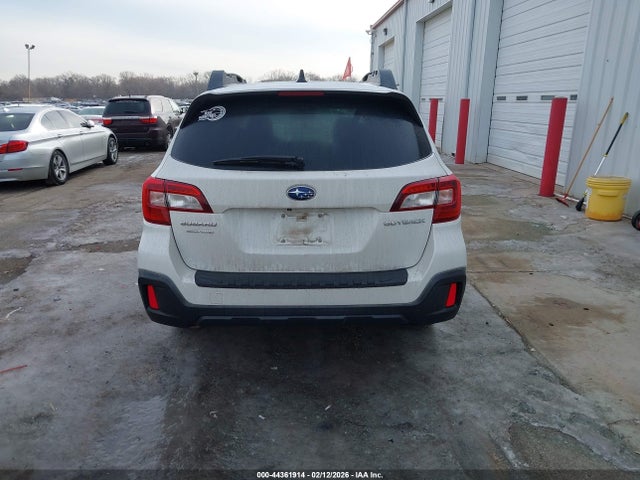 2018 Subaru Outback 2.5i Premium მანქანა იყიდება აუქციონზე, vin: 4S4BSACC0J3281386, აუქციონის ნომერი: 44361914