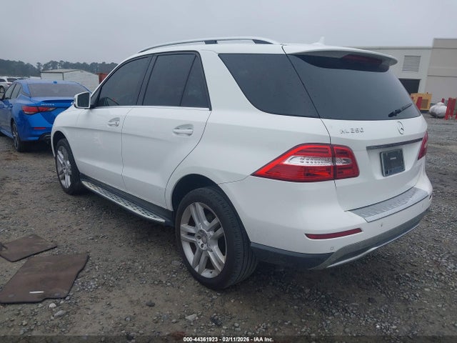 44361923 :رقم المزاد ، 4JGDA5JB7FA587856 vin ، 2015 Mercedes-benz Ml 350 مزاد بيع