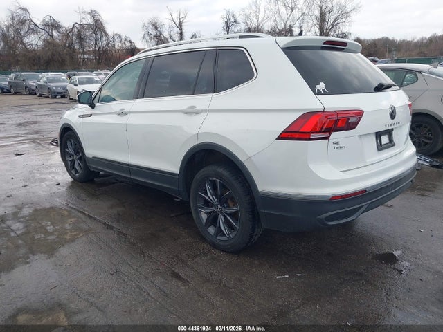 2022 VOLKSWAGEN TIGUAN 3VV2B7AXXNM015618 Photo 2