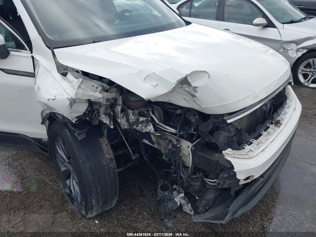 2022 VOLKSWAGEN TIGUAN 3VV2B7AXXNM015618 Photo 5