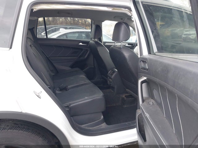 2022 VOLKSWAGEN TIGUAN 3VV2B7AXXNM015618 Photo 7