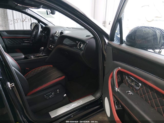 2020 BENTLEY BENTAYGA SJAAR2ZV6LC028670 Photo 4