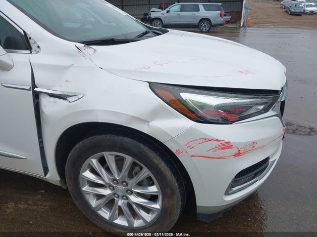 44361928 :رقم المزاد ، 5GAERCKW3JJ147005 vin ، 2018 Buick Enclave Premium مزاد بيع
