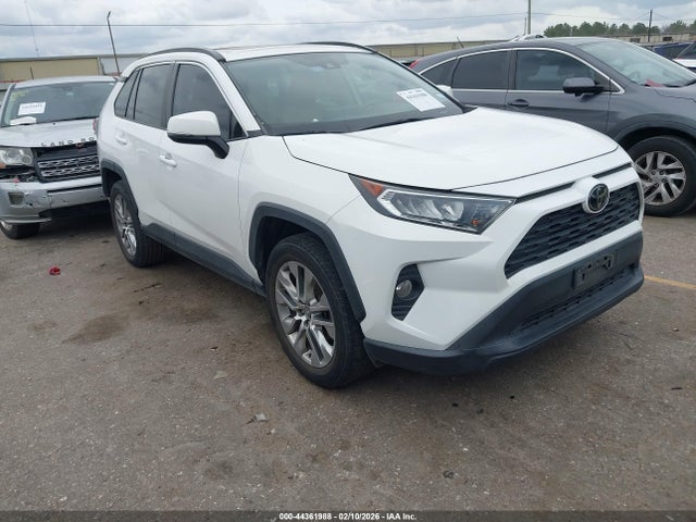 2020 TOYOTA RAV4 2T3C1RFVXLW073331