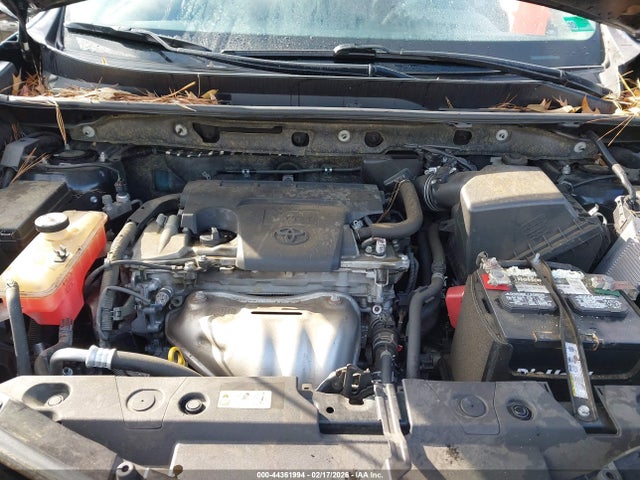 2018 TOYOTA RAV4 JTMBFREV5JJ227549 Photo 9
