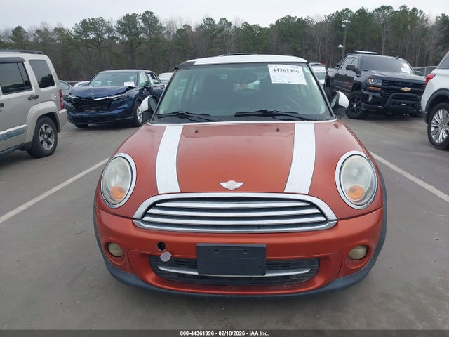 2011 MINI COOPER WMWSU3C52BT184118 Photo 5