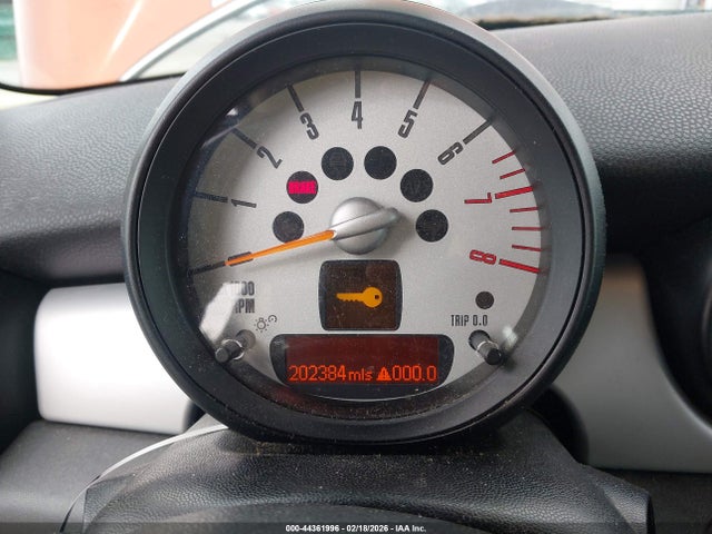 2011 MINI COOPER WMWSU3C52BT184118 Photo 6