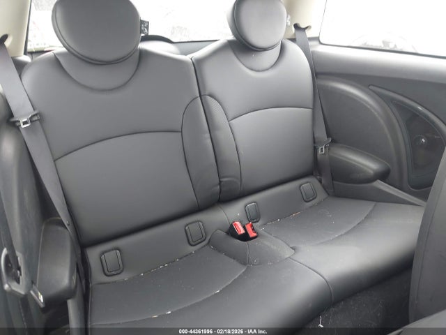 2011 MINI COOPER WMWSU3C52BT184118 Photo 7