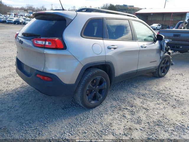 Jeep Cherokee Latitude 4x4 2018 1C4PJMCB1JD512392 Image 4