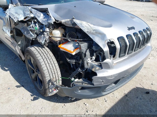 Jeep Cherokee Latitude 4x4 2018 1C4PJMCB1JD512392 Image 6