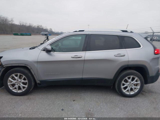 2018 Jeep Cherokee Latitude Fwd მანქანა იყიდება აუქციონზე, vin: 1C4PJLCB5JD539816, აუქციონის ნომერი: 44362060