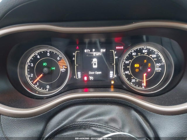 2018 Jeep Cherokee Latitude Fwd მანქანა იყიდება აუქციონზე, vin: 1C4PJLCB5JD539816, აუქციონის ნომერი: 44362060