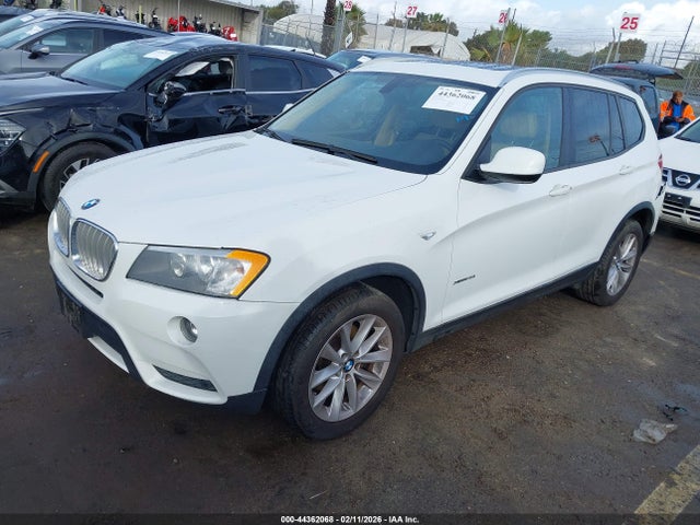 44362068 :رقم المزاد ، 5UXWX9C58D0A26354 vin ، 2013 Bmw X3 Xdrive28i مزاد بيع