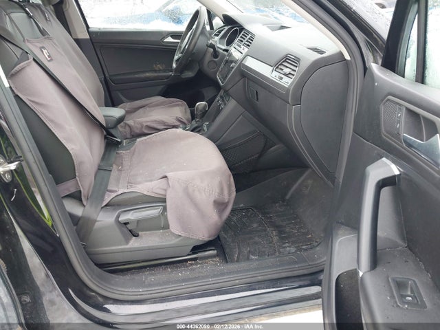 2020 VOLKSWAGEN TIGUAN 3VV2B7AX1LM034135 Photo 4