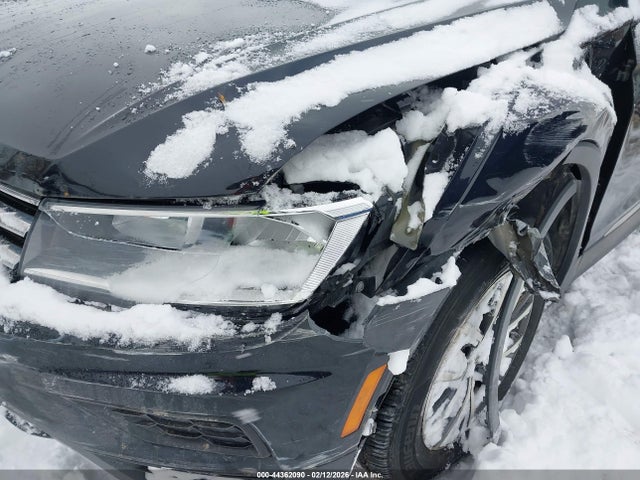 2020 VOLKSWAGEN TIGUAN 3VV2B7AX1LM034135 Photo 5