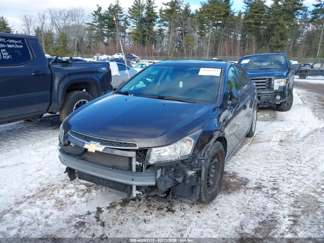 1G1PA5SG5E7177959 Chevrolet Cruze Ls Auto