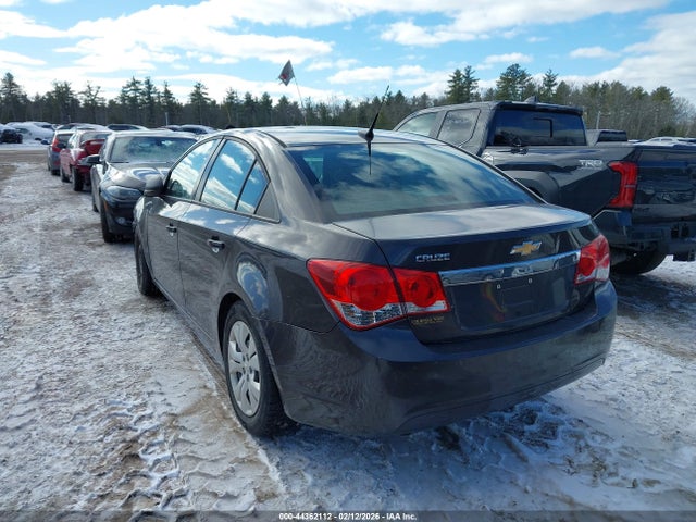 1G1PA5SG5E7177959 Chevrolet Cruze Ls Auto
