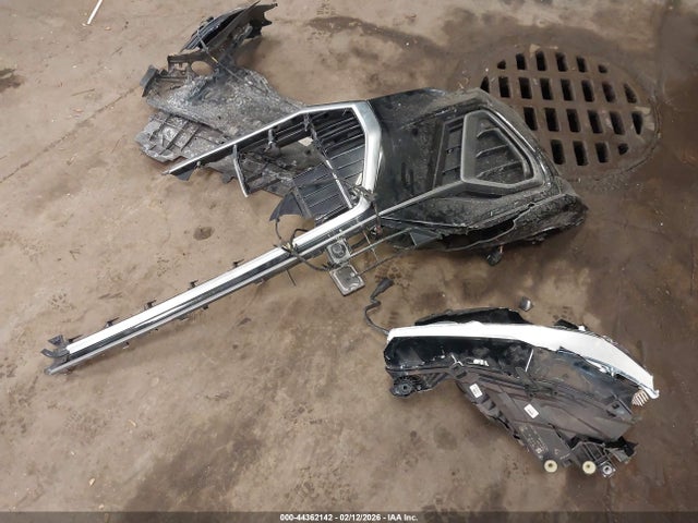 2023 Audi Q3 Premium 45 Tfsi S Line Quattro Tiptronic მანქანა იყიდება აუქციონზე, vin: WA1DECF36P1143104, აუქციონის ნომერი: 44362142