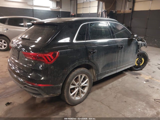 2023 Audi Q3 Premium 45 Tfsi S Line Quattro Tiptronic მანქანა იყიდება აუქციონზე, vin: WA1DECF36P1143104, აუქციონის ნომერი: 44362142