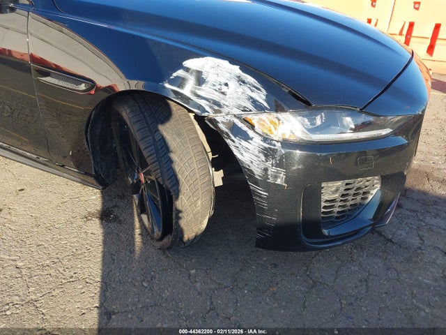 Jaguar Xe R-dynamic S Awd Automatic 2020 SAJAT4GX1LCP61775 Image 6