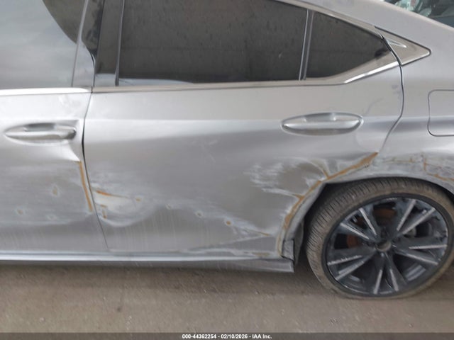 58ABA1C15RU042738 Lexus Es 300h F Sport Handling