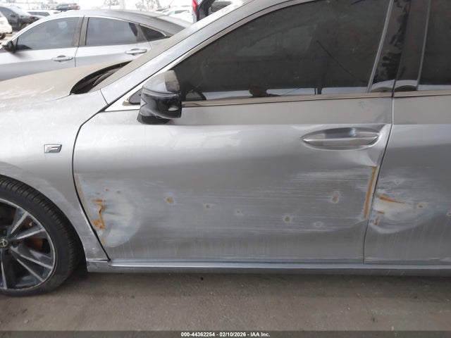 58ABA1C15RU042738 Lexus Es 300h F Sport Handling