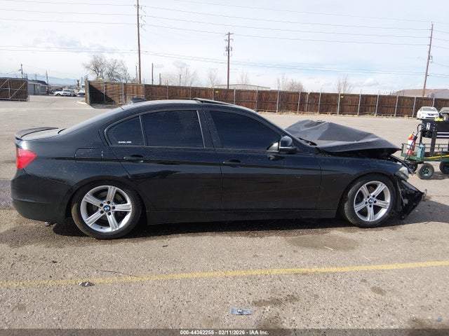 44362255 :رقم المزاد ، WBA3B5G59FNS17237 vin ، 2015 Bmw 328i Xdrive مزاد بيع