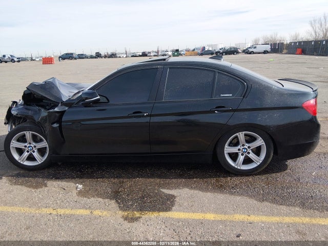 44362255 :رقم المزاد ، WBA3B5G59FNS17237 vin ، 2015 Bmw 328i Xdrive مزاد بيع
