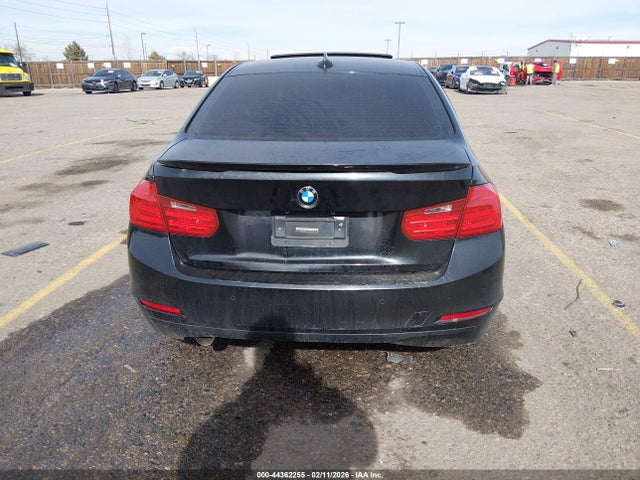 44362255 :رقم المزاد ، WBA3B5G59FNS17237 vin ، 2015 Bmw 328i Xdrive مزاد بيع