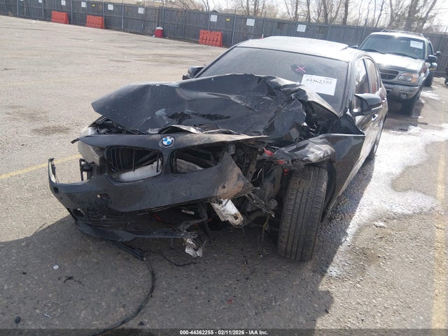 44362255 :رقم المزاد ، WBA3B5G59FNS17237 vin ، 2015 Bmw 328i Xdrive مزاد بيع