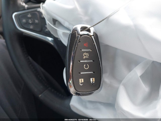 1G1ZD5ST9LF134001 Chevrolet Malibu Fwd Lt