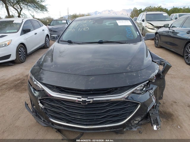 1G1ZD5ST9LF134001 Chevrolet Malibu Fwd Lt