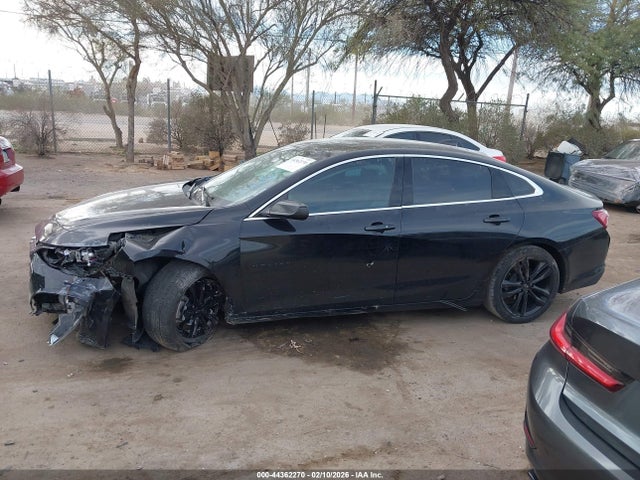 1G1ZD5ST9LF134001 Chevrolet Malibu Fwd Lt