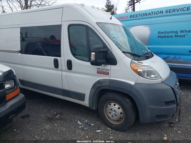 2015 Ram Promaster 2500 High Roof მანქანა იყიდება აუქციონზე, vin: 3C6TRVCG9FE520584, აუქციონის ნომერი: 44362278