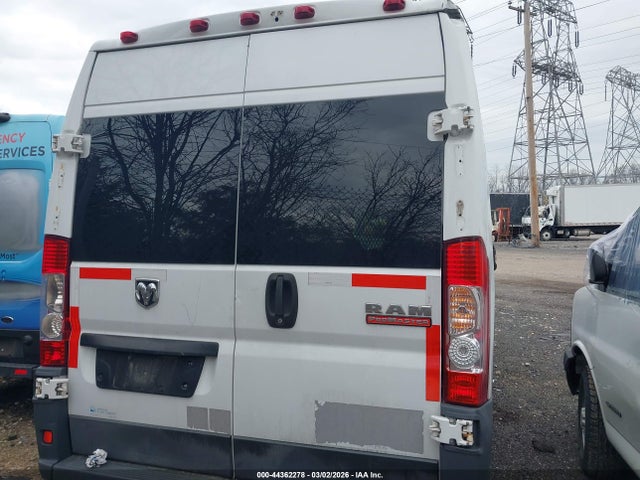 2015 Ram Promaster 2500 High Roof მანქანა იყიდება აუქციონზე, vin: 3C6TRVCG9FE520584, აუქციონის ნომერი: 44362278