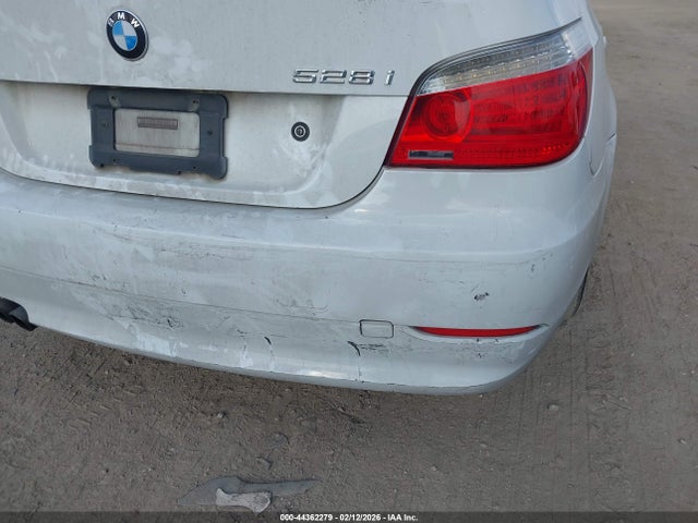 2009 Bmw 528i მანქანა იყიდება აუქციონზე, vin: WBANU53569C117394, აუქციონის ნომერი: 44362279