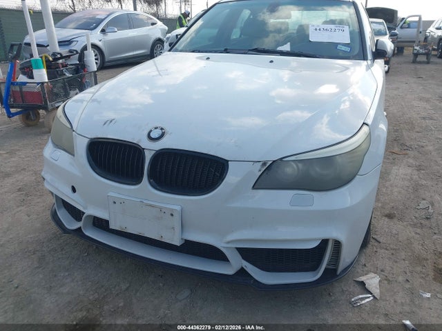 2009 Bmw 528i მანქანა იყიდება აუქციონზე, vin: WBANU53569C117394, აუქციონის ნომერი: 44362279