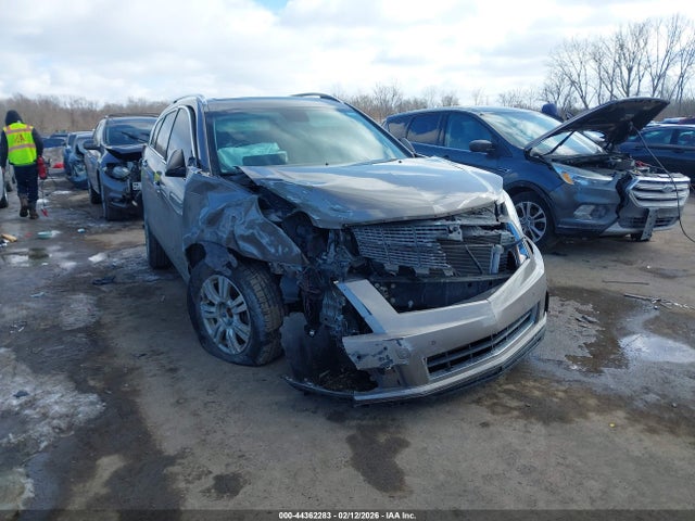 44362283 :رقم المزاد ، 3GYFNDEY6BS527127 vin ، 2011 Cadillac Srx Luxury Collection مزاد بيع