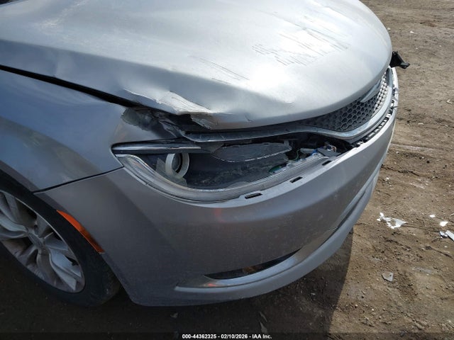 Продажа на аукционе авто 2015 Chrysler 200 C, vin: 1C3CCCCB1FN542727, номер лота: 44362325
