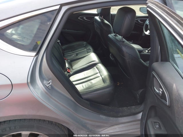 Продажа на аукционе авто 2015 Chrysler 200 C, vin: 1C3CCCCB1FN542727, номер лота: 44362325
