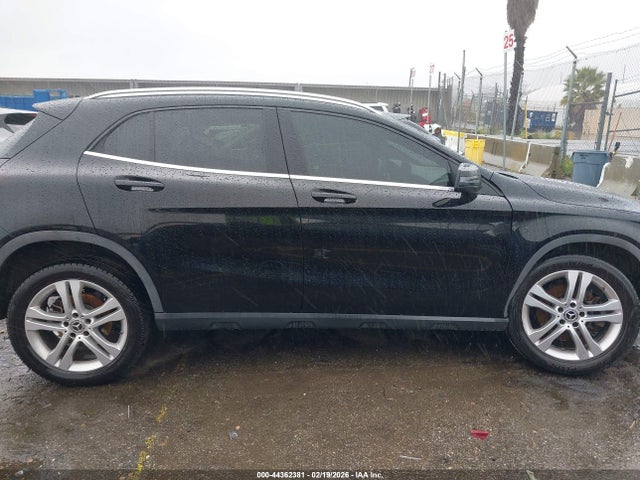 Mercedes-Benz GLA 250 2020 WDCTG4EB7LU021624 Image 13